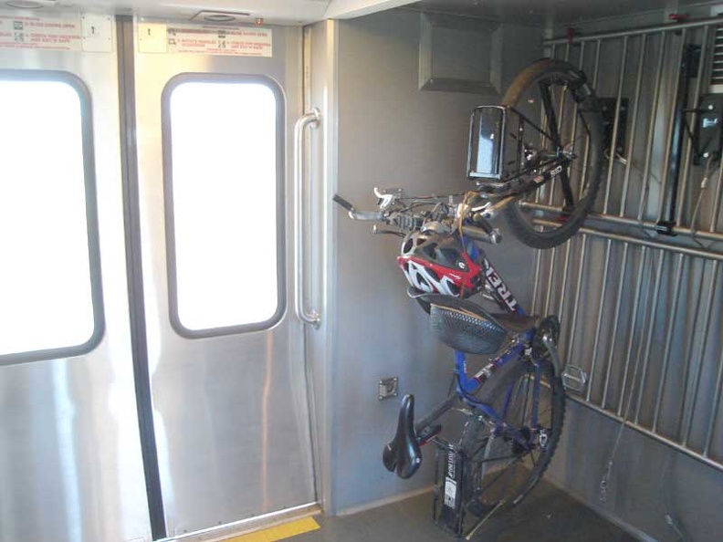 04287-bike-on-train-rack-800px.jpg