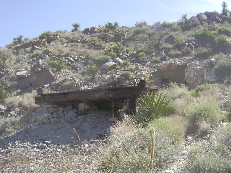 Near the collapsed cabin is a platform in front of another tunnel, which happens to be right above the lower one