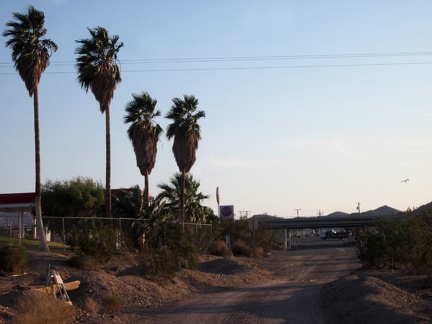 The dirt of Crucero Road comes to an end as I reach pavement at Ludlow and the I-40 freeway