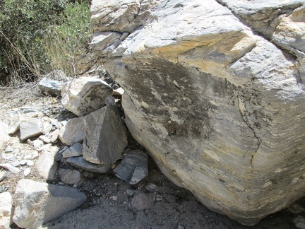 Striped boulder in lower Keystone Canyon, Mojave National Preserve