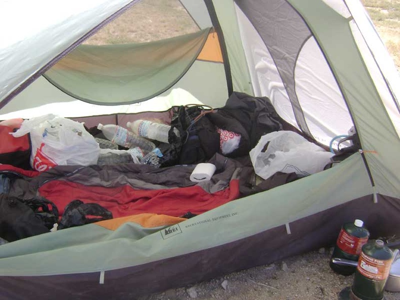 09223-tent-mess-800px.jpg