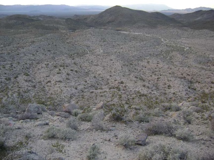 Nice views, but there's a really steep drop between here and that wash down there