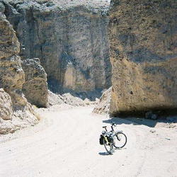 Day 12: Bike ride from Tecopa Hot Springs to China Ranch date farm and bakery