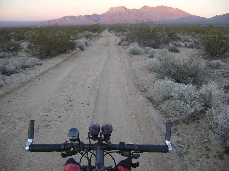 07267-bike-sunset-800px.jpg