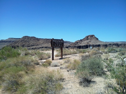After 5 miles, I arrive at Hole-in-the-Wall Campground and go for a short ride, noting that it's nearly deserted today