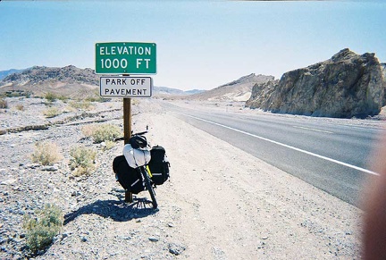 I reach the 1000-foot point of elevation gain on the way out of Death Valley