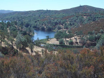 After a mile or so, I've made it up to ridge on County Line Rd, with great views looking back down to Mississippi Lake