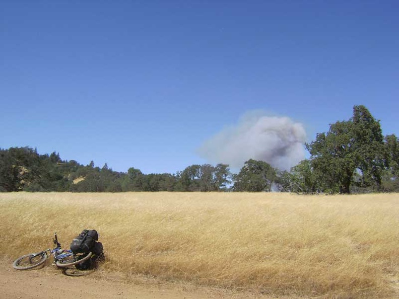 06007-bike-smoke-800px.jpg