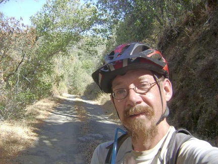 The 3/4 mile drop down into the canyon to Kelly Lake, 450 feet below, was fun.