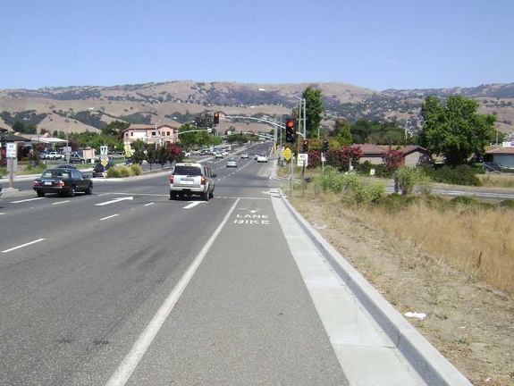 In the suburban town of Morgan Hill, I head up Dunne Avenue, which climbs to the top of the hills straight ahead.
