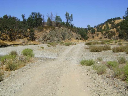 Orestimba Creek Road stays down in the dry creek bed after a while, as I get closer to Red Creek Road