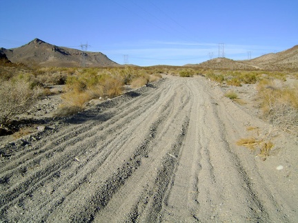 Back in the wash of Jackass Canyon: more sand and gravel ahead!