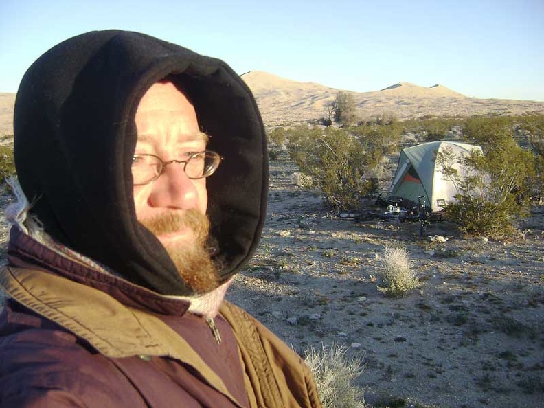 All bundled up, I go for a short walk around the campsite in the cold sun to warm up a little