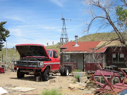 Behind the main house at Barnwell is a smaller, more modest, "guest-quarters" house