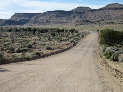 Cedar Canyon Road bends again and heads toward Pinto Mountain for a few minutes