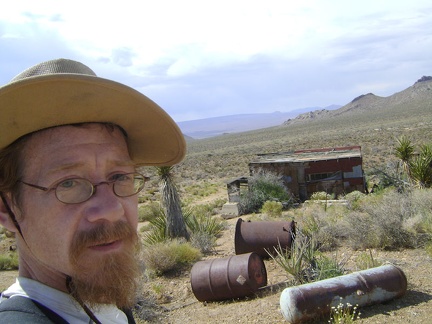 Atop the little hill, I get a better look at the Macedonia Canyon cabin