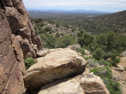 Nice views back down into Piute Valley from the rock outcrop