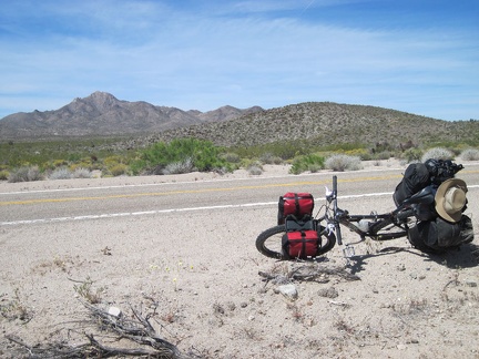 I pull over on Kelbaker Road, with Kelso Peak still in view, and go for a short walk