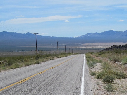 As I reach the bottom of this stretch of Kelbaker Road, the hamlet of Kelso keeps getting closer