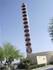 Baker's "world's tallest thermometer," next to the Big Boy restaurant, registers a balmy 71 degrees this morning