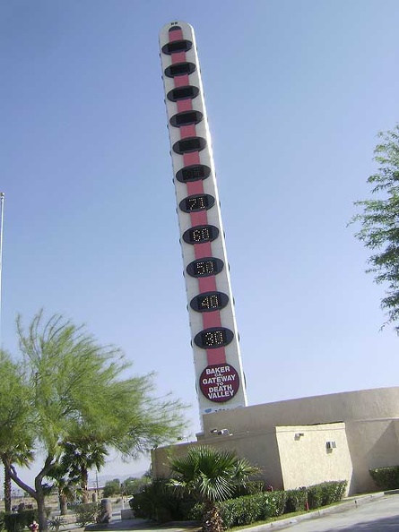 07771-worlds-tallest-thermometer-550px.jpg