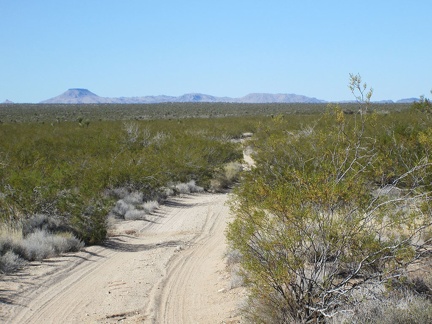 On some parts of the Mojave Road, I have nice views across Lanfair Valley to familiar areas like Table Mountain