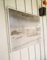 A plaque on the side of the Stovepipe Wells general store