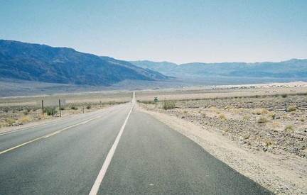 After the descent down Daylight Pass Road, I cross Death Valley on Highway 190