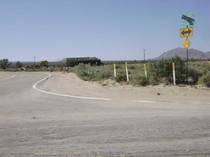 I end my 15-minute break at Cima and get the 10-ton bike and I back on pavement at Cima Junction