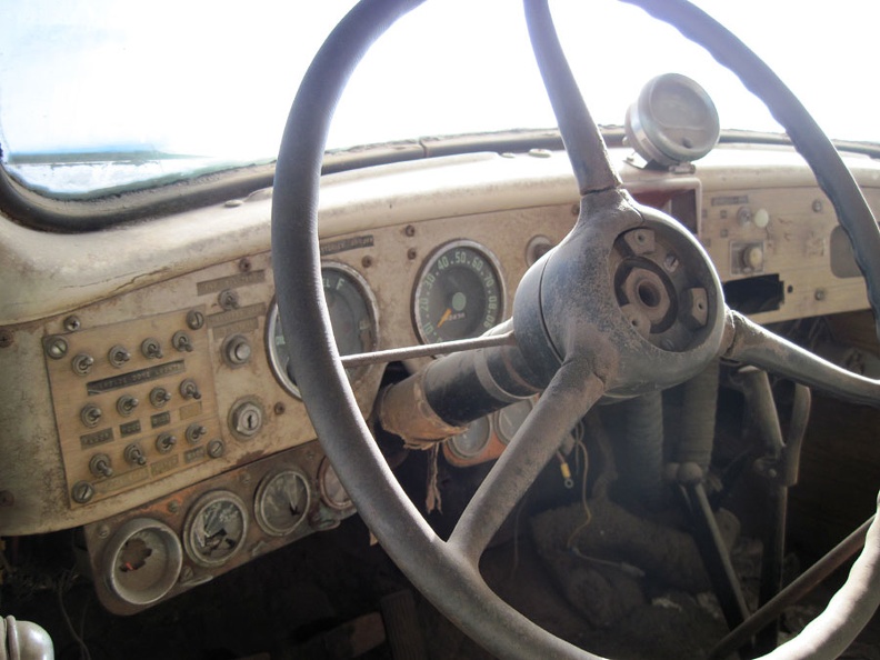 8064-steering.jpg