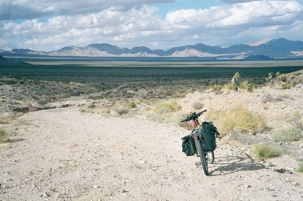 Looking down into Ivanpah Valley, west of the I-15/Nipton Road interchange