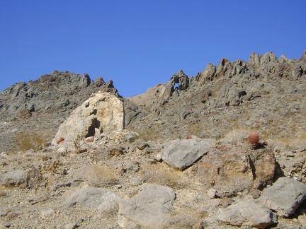 From a distance, I thought the rock in the foreground might be a natural arch, but the hole doesn't penetrate completely