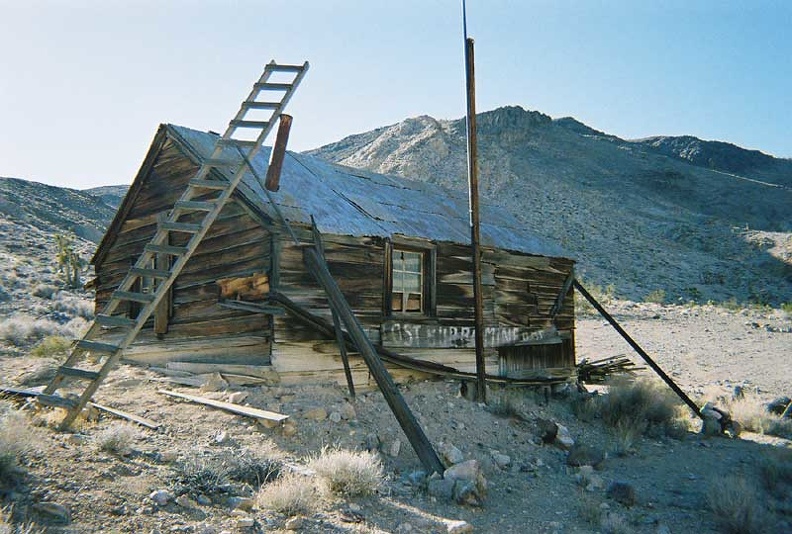rt-000003-lost-burro-cabin.jpg