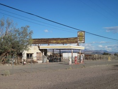 I stop to take a quick look at an abandoned gas station in Newberry Springs, which also once housed a restaurant