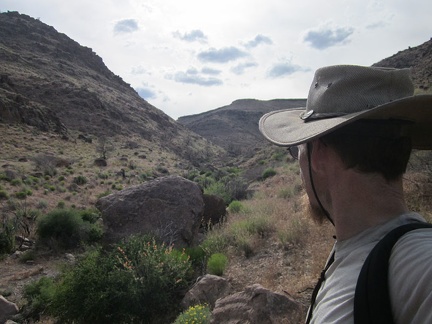 Well, this is about as far up Saddle Horse Canyon as I'll go; I want to be riding up Wild Horse Canyon Road around sunset