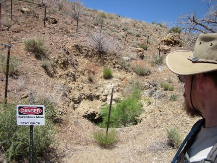 I pass a small mine opening in Globe Canyon