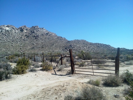 Today's hike up into the rocky Twin Buttes area starts with a walk down Woods Wash Road