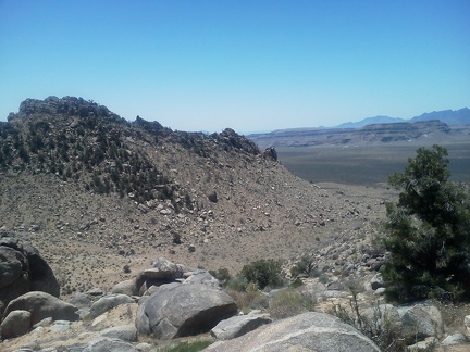 Wow, I can now see across Gold Valley to the Hole-in-the-Wall area where I hiked yesterday