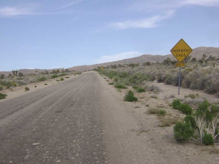 A little higher up Cedar Canyon Road, the pavement ends, just like the sign says