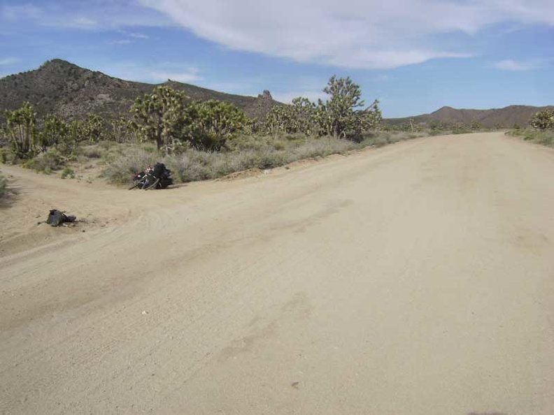 09127-death-valley-mine-road-800px.jpg