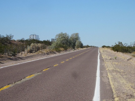 Crap! I have the dreaded headwind while riding westward out of Ludlow alongside the I-40 freeway