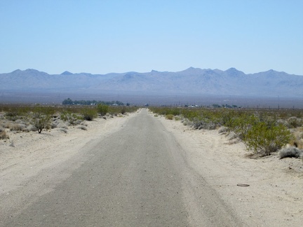 That patch of buildings ahead is Nipton; I'll take a break there in a few minutes