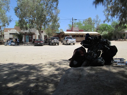 Nipton, California, population 20; I take a half-hour break here