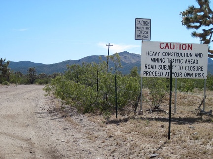 A sign warns of mining traffic near the start of Walking Box Ranch Road
