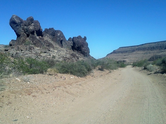 Cool rock formations abound on lower Wild Horse Canyon Road, Mojave National Preserve