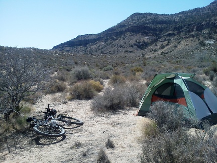 It got rather cold overnight, so I didn't sleep well, but as soon as the sun hit my tent this morning, it was intensely hot!