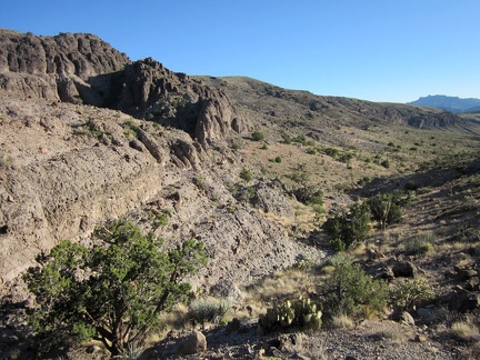 As I get higher, I look back (southwest) at the views behind me toward Willow Wash